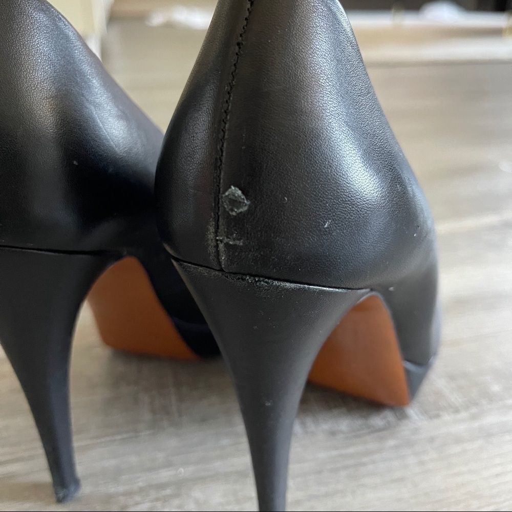 Gucci Nappa Charlotte Pump Stiletto Heels in Black Leather EU 38 US 8 MSRP $540 - Picture 5 of 12